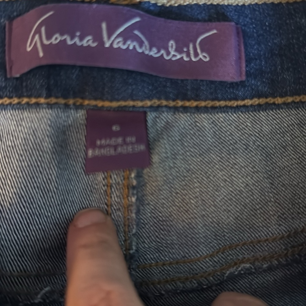 Gloria Vanderbilt Amanda jeans in size 6 short. NWT. Retail 48 - Picture 7 of 9